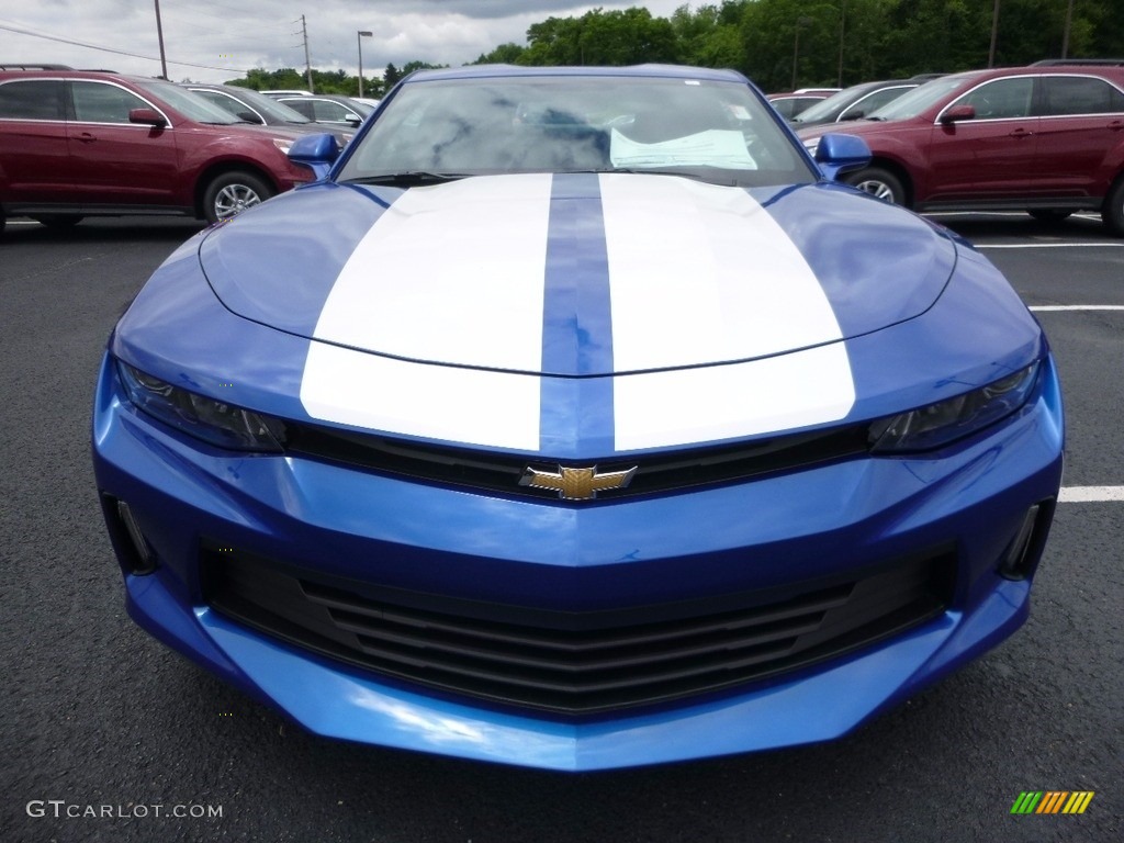 Hyper Blue Metallic 2017 Chevrolet Camaro LT Coupe Exterior Photo #114119119