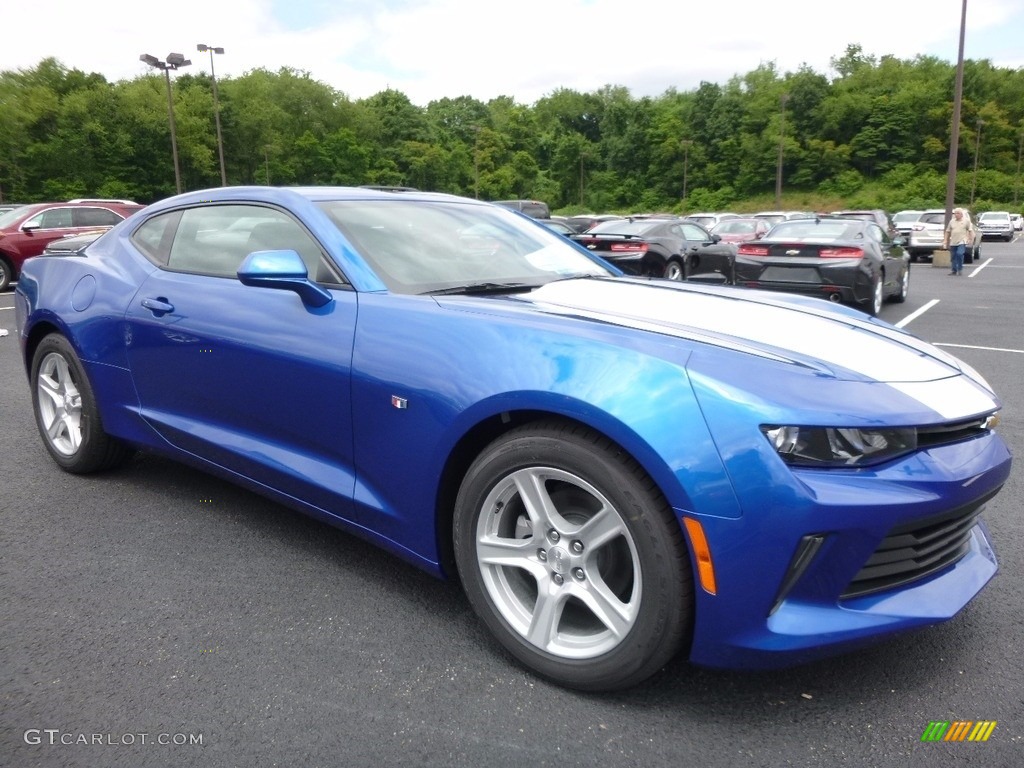 Hyper Blue Metallic 2017 Chevrolet Camaro LT Coupe Exterior Photo #114119170