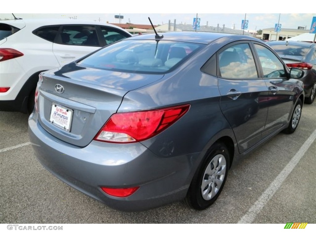 2016 Accent SE Sedan - Triathlon Gray / Gray photo #4