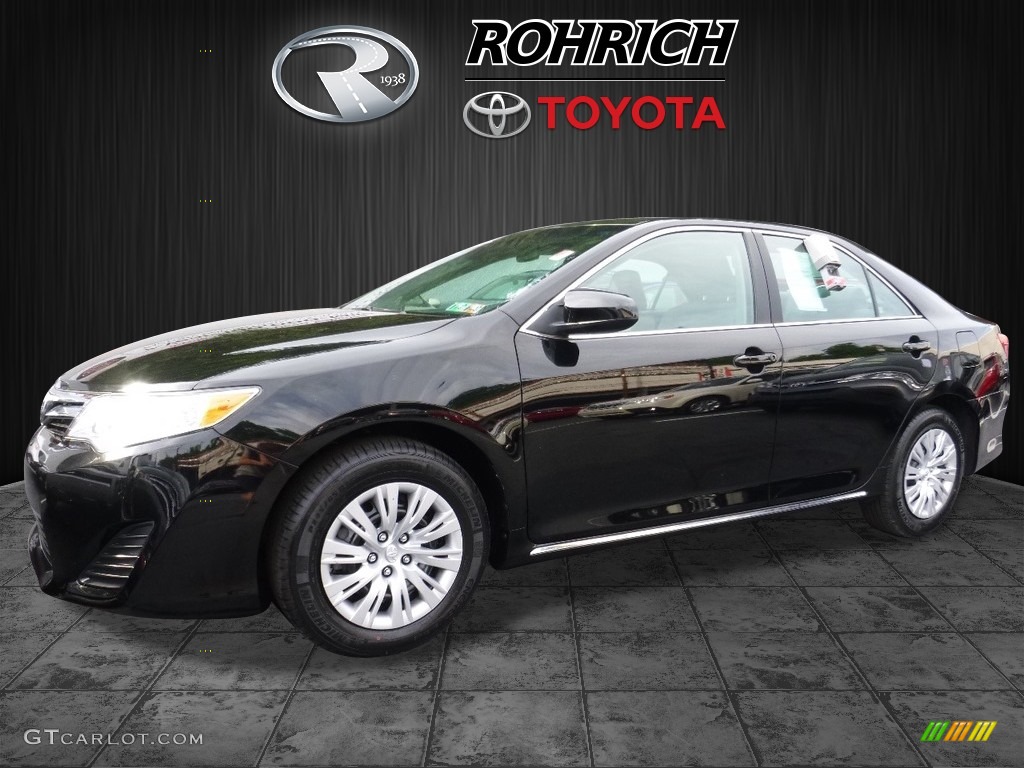 2014 Camry LE - Attitude Black Metallic / Ash photo #3