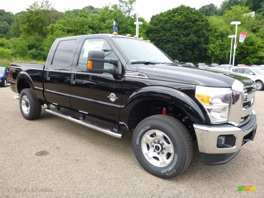 2016 F250 Super Duty XLT Crew Cab 4x4 - Shadow Black / Steel photo #9