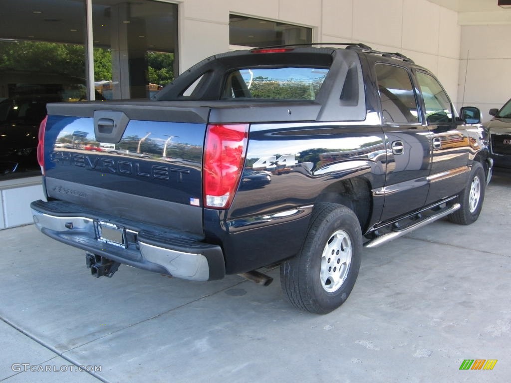2005 Avalanche LS 4x4 - Dark Blue Metallic / Gray/Dark Charcoal photo #3