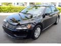 Black - Passat S Sedan Photo No. 4
