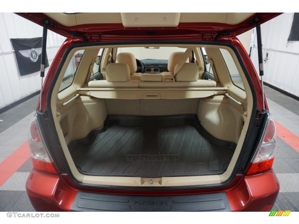 2006 Forester 2.5 X Premium - Garnet Red Pearl / Desert Beige photo #20