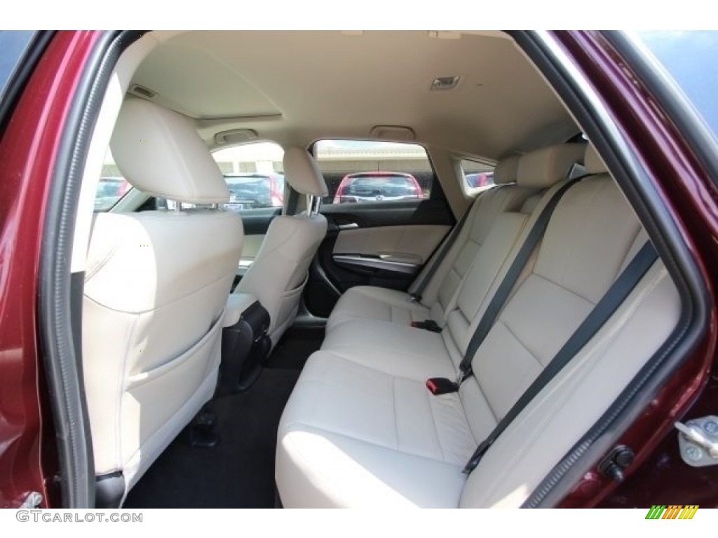 2013 Crosstour EX-L V-6 4WD - Basque Red Pearl II / Ivory photo #23