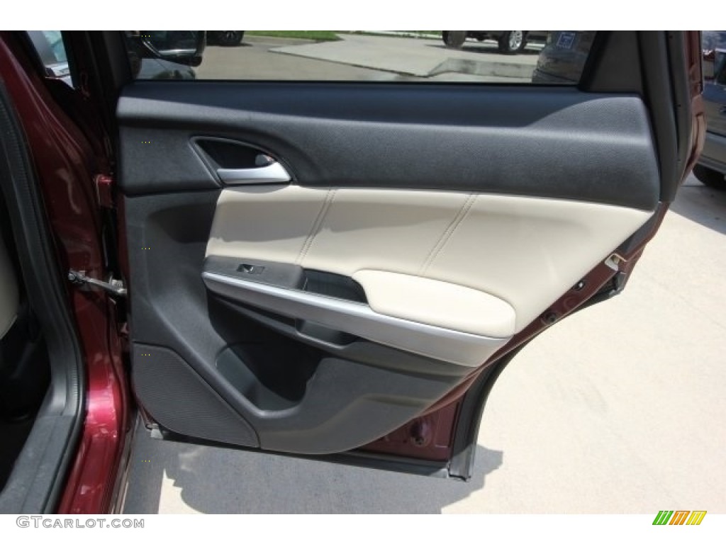 2013 Crosstour EX-L V-6 4WD - Basque Red Pearl II / Ivory photo #25