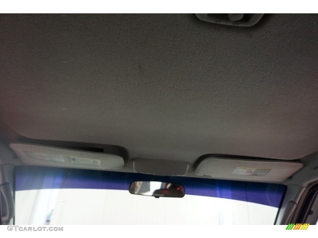 2004 Frontier XE V6 Crew Cab 4x4 - Electric Blue Metallic / Gray photo #24