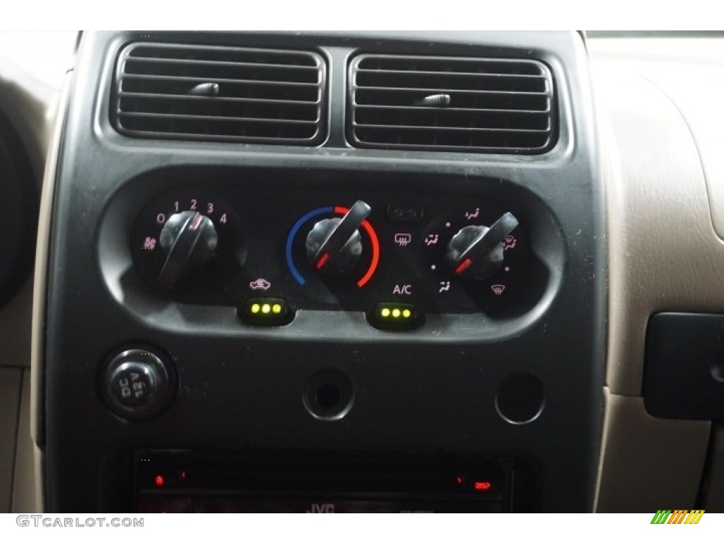 2004 Frontier XE V6 Crew Cab 4x4 - Electric Blue Metallic / Gray photo #36