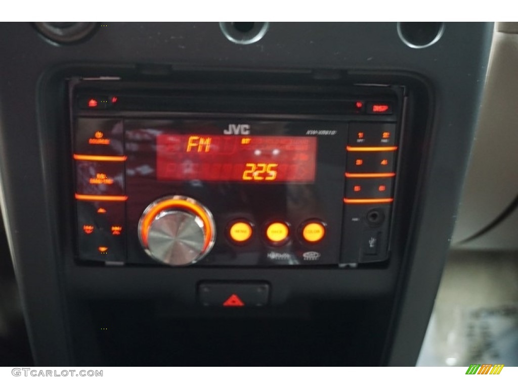 2004 Frontier XE V6 Crew Cab 4x4 - Electric Blue Metallic / Gray photo #37