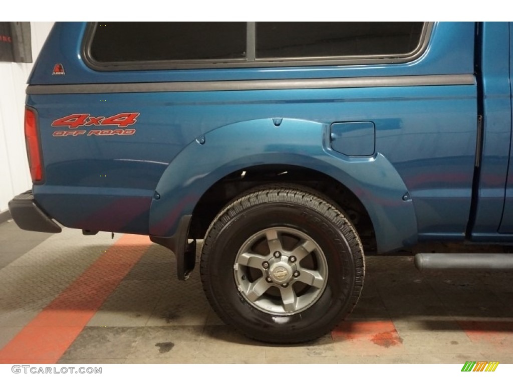 2004 Frontier XE V6 Crew Cab 4x4 - Electric Blue Metallic / Gray photo #60