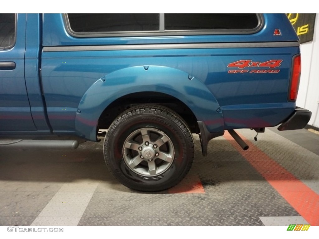 2004 Frontier XE V6 Crew Cab 4x4 - Electric Blue Metallic / Gray photo #68