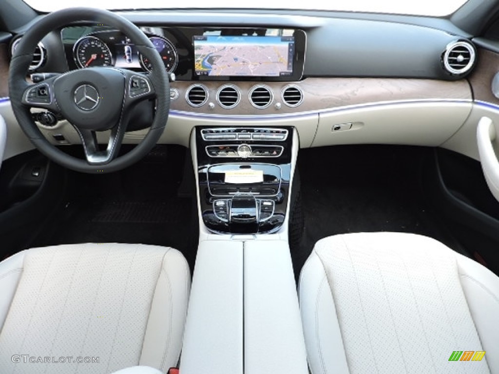 2017 Mercedes-Benz E 300 4Matic Sedan Macchiato Beige/Black Dashboard Photo #114182224