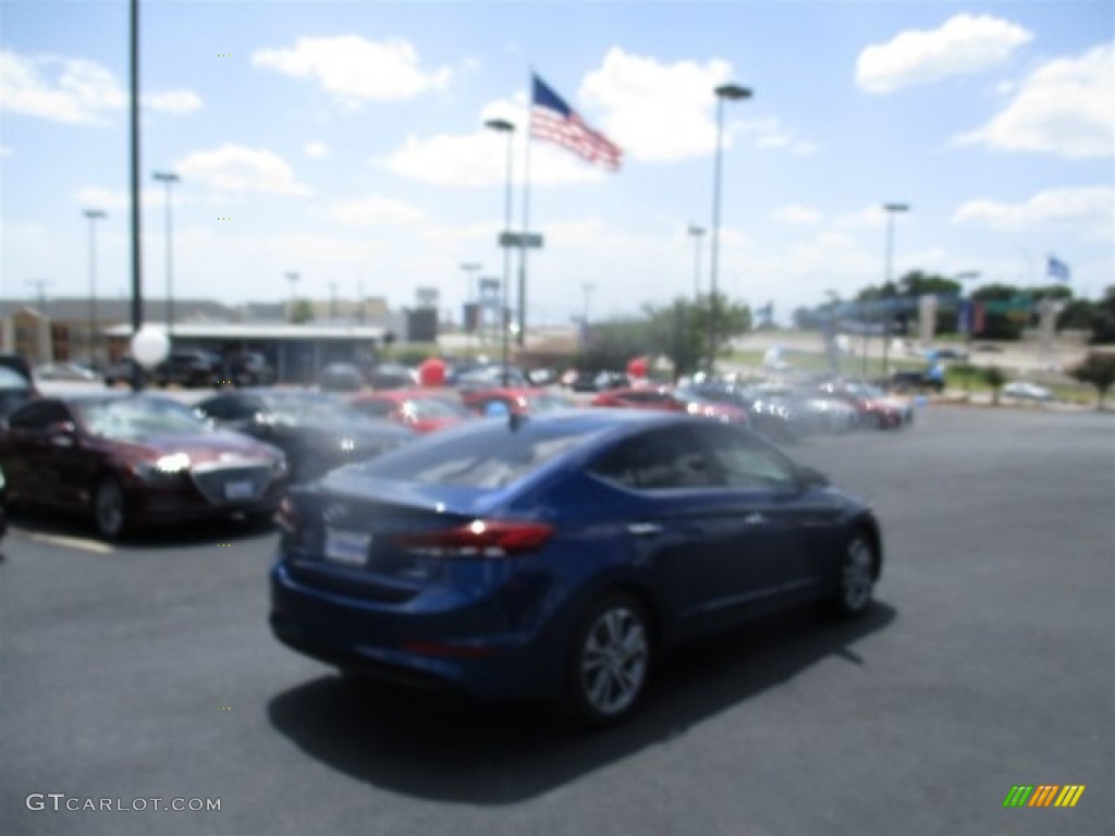 2017 Elantra Limited - Lakeside Blue / Gray photo #8