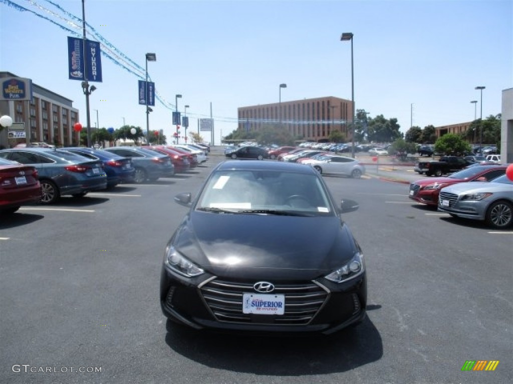 2017 Elantra Limited - Black / Gray photo #2