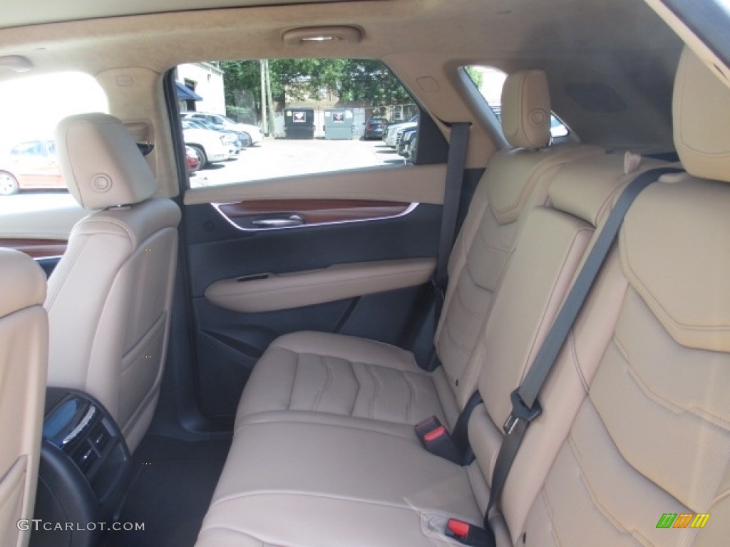 2017 Cadillac XT5 Platinum AWD Rear Seat Photo #114187960