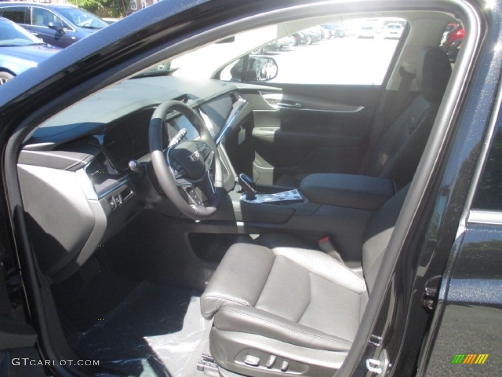 Jet Black Interior 2017 Cadillac XT5 Luxury Photo #114188113