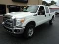 Oxford White - F350 Super Duty XLT Crew Cab 4x4 Photo No. 2