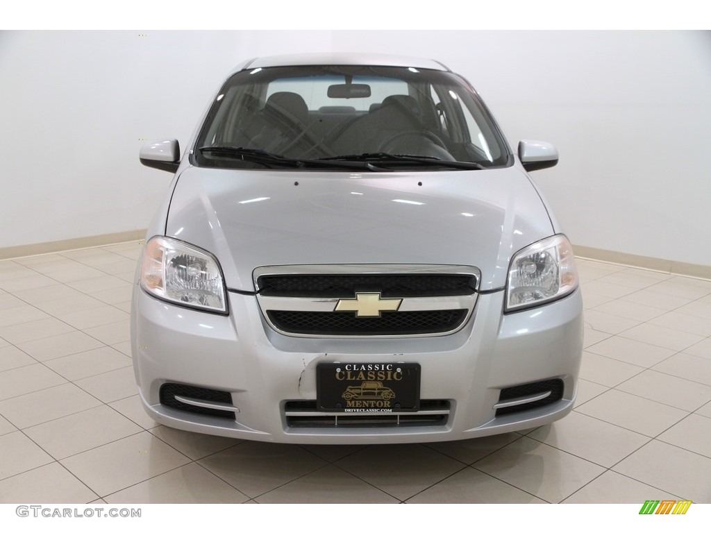 2010 Aveo LT Sedan - Cosmic Silver / Charcoal photo #2