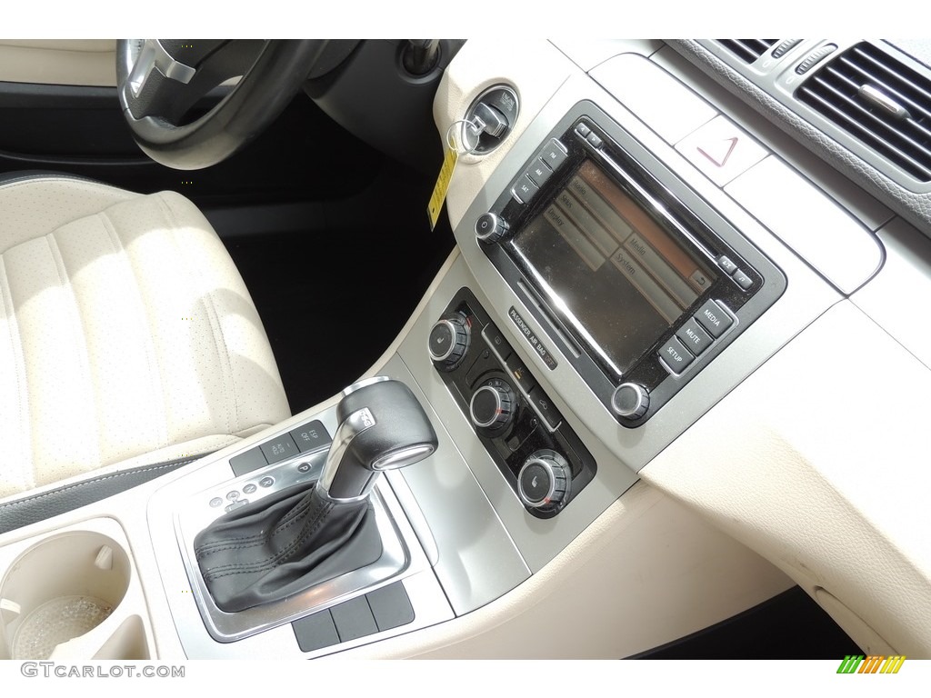 2010 CC Sport - Candy White / Black photo #24