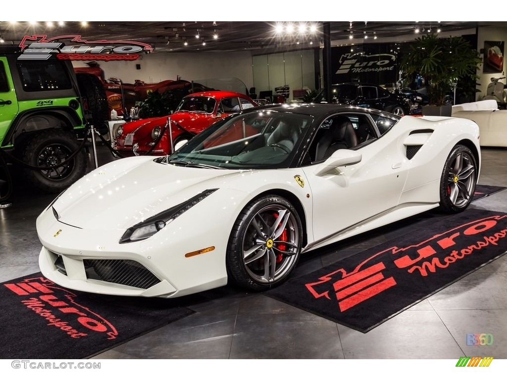 Bianco Avus (White) Ferrari 488 GTB