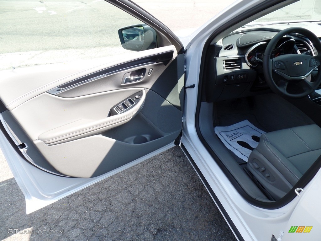 2017 Impala LT - Iridescent Pearl Tricoat / Jet Black/Dark Titanium photo #12