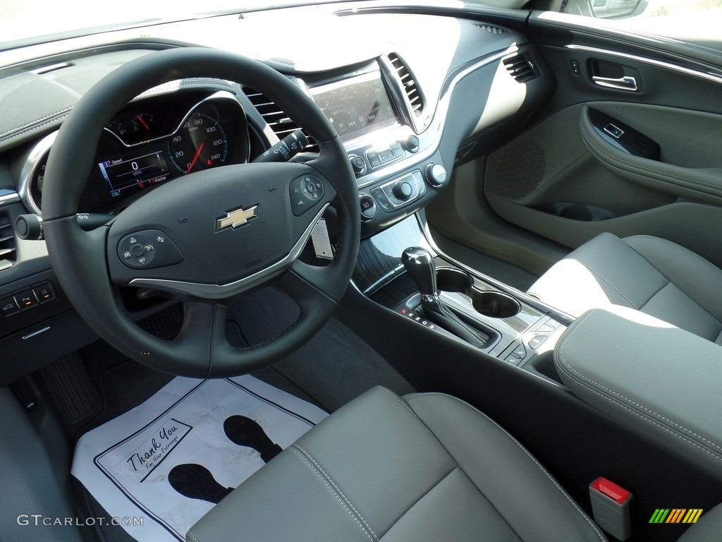 2017 Impala LT - Iridescent Pearl Tricoat / Jet Black/Dark Titanium photo #16