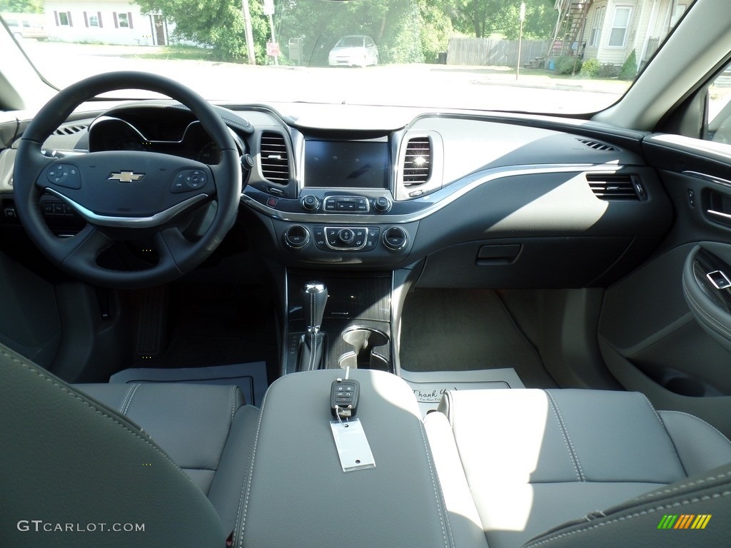 2017 Impala LT - Iridescent Pearl Tricoat / Jet Black/Dark Titanium photo #39