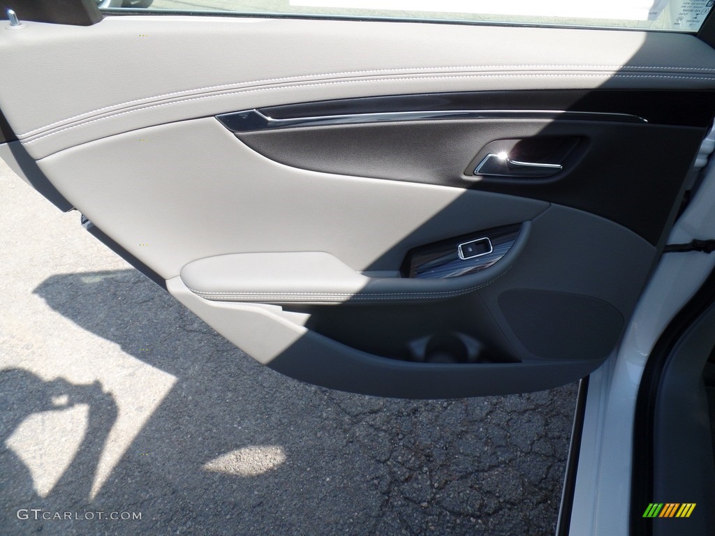 2017 Impala LT - Iridescent Pearl Tricoat / Jet Black/Dark Titanium photo #41