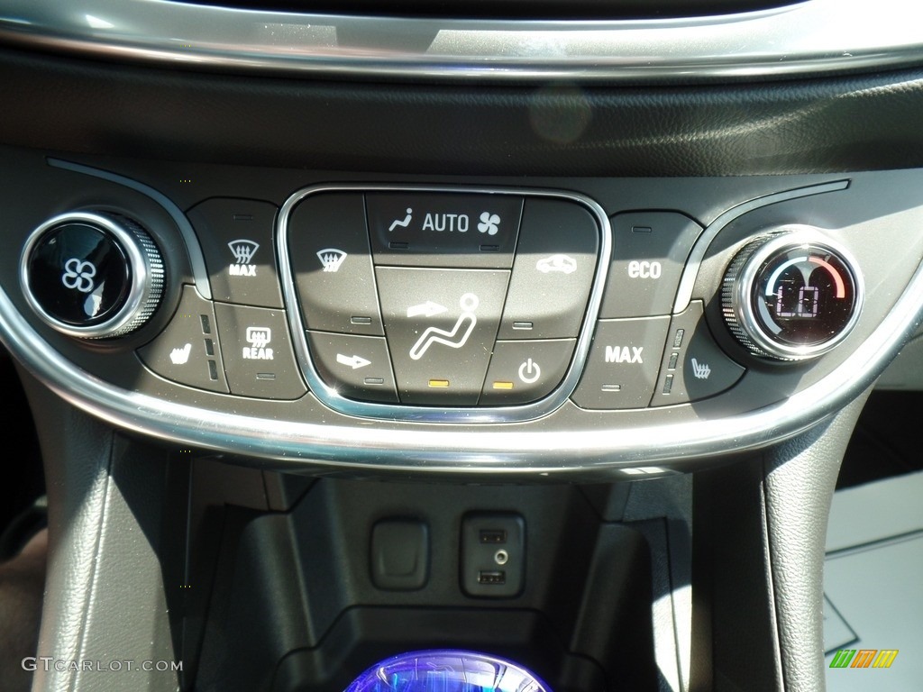 2017 Chevrolet Volt Premier Controls Photo #114203560