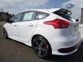 Oxford White - Focus ST Photo No. 7
