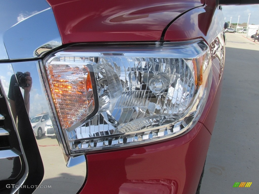 2016 Tundra TSS CrewMax - Barcelona Red Metallic / Black photo #9