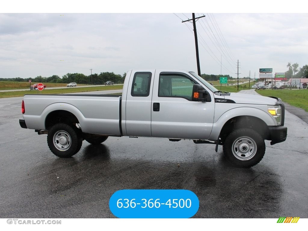 Ingot Silver Metallic Ford F350 Super Duty