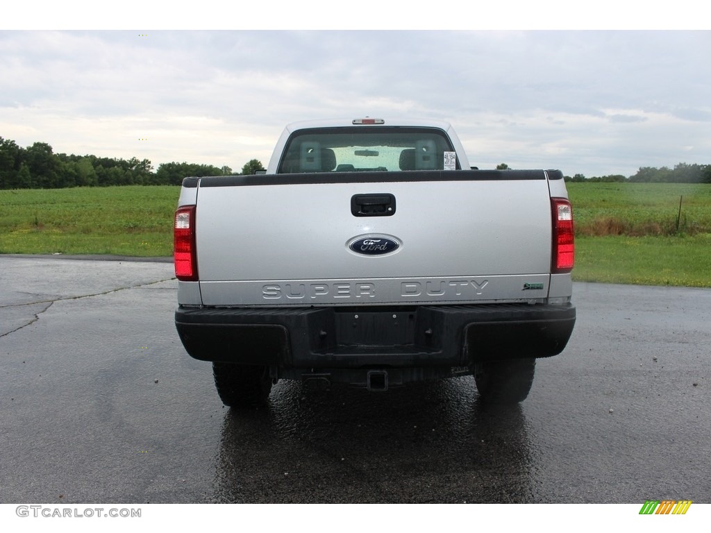 2012 F350 Super Duty XL SuperCab 4x4 - Ingot Silver Metallic / Steel photo #7