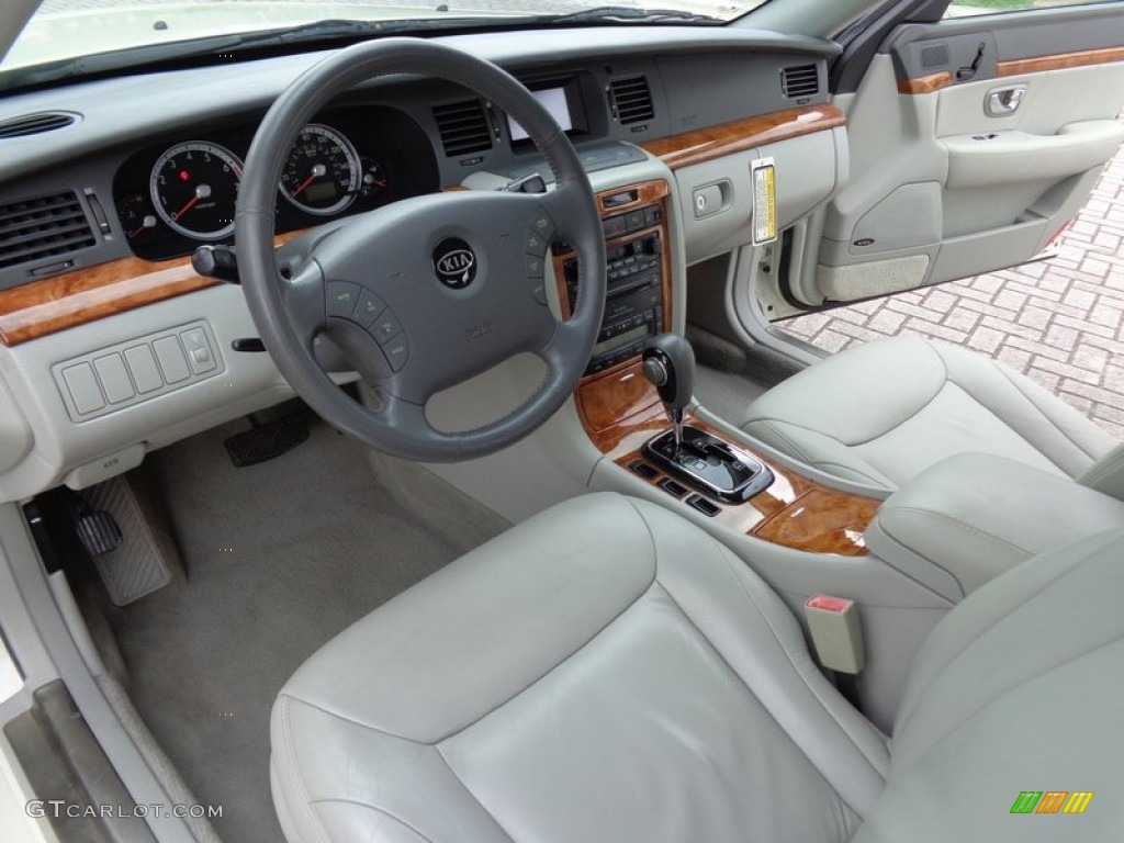 2005 Amanti  - Pearl White / Gray photo #15