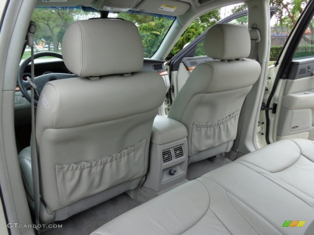 2005 Amanti  - Pearl White / Gray photo #35