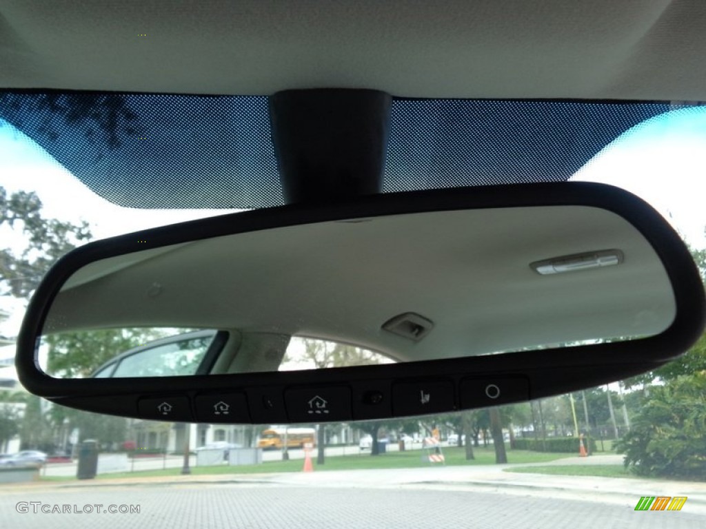 2005 Amanti  - Pearl White / Gray photo #66