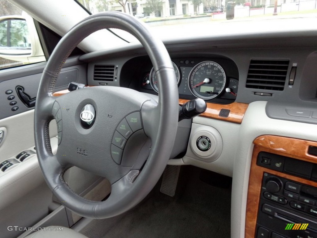 2005 Amanti  - Pearl White / Gray photo #68