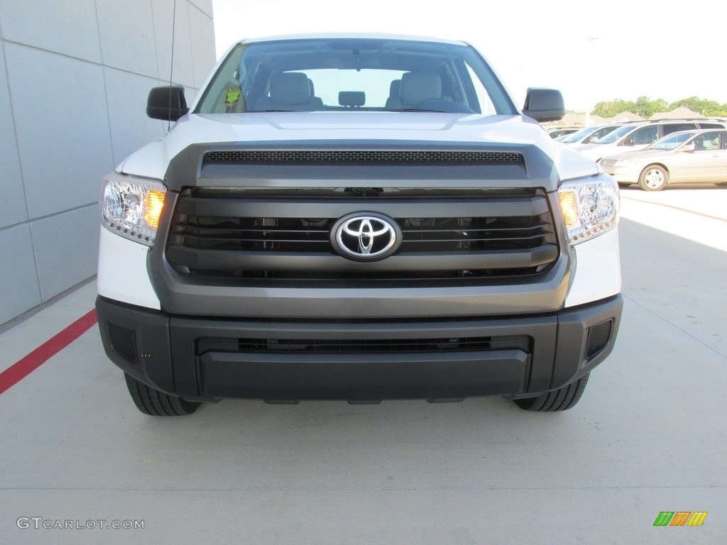 2016 Tundra SR Double Cab - Super White / Graphite photo #8