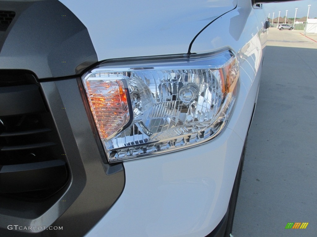 2016 Tundra SR Double Cab - Super White / Graphite photo #9