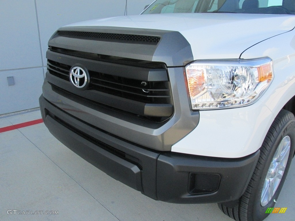 2016 Tundra SR Double Cab - Super White / Graphite photo #10