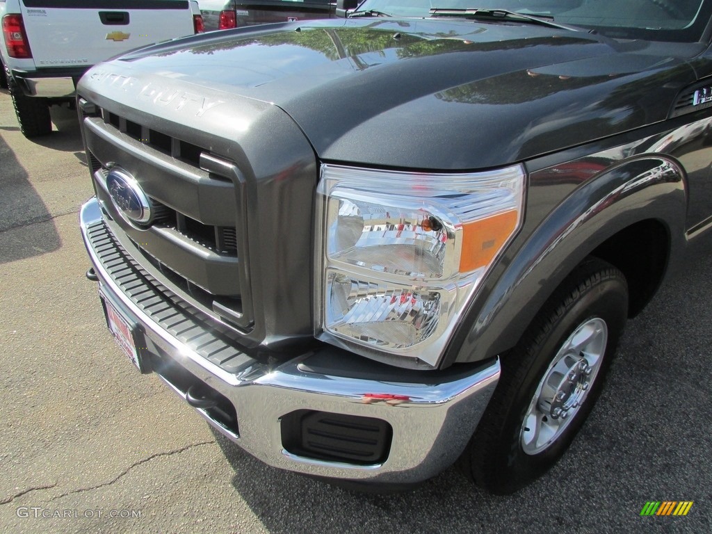2015 F250 Super Duty XL Crew Cab - Magnetic / Steel photo #16