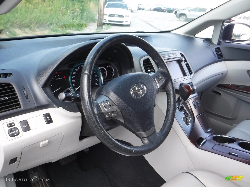 2011 Venza V6 AWD - Magnetic Gray Metallic / Light Gray photo #13