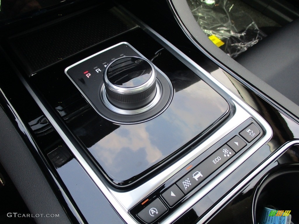 2017 Jaguar XE 25t Premium 8 Speed Automatic Transmission Photo #114220815