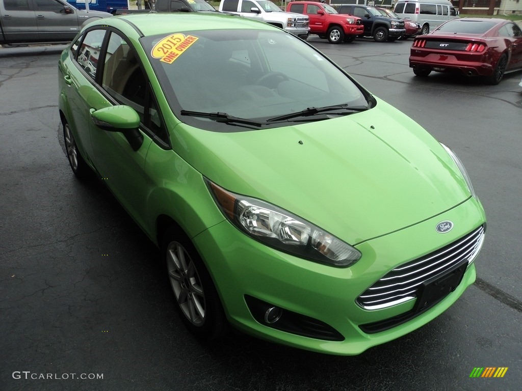 Green Envy 2015 Ford Fiesta SE Sedan Exterior Photo #114222828