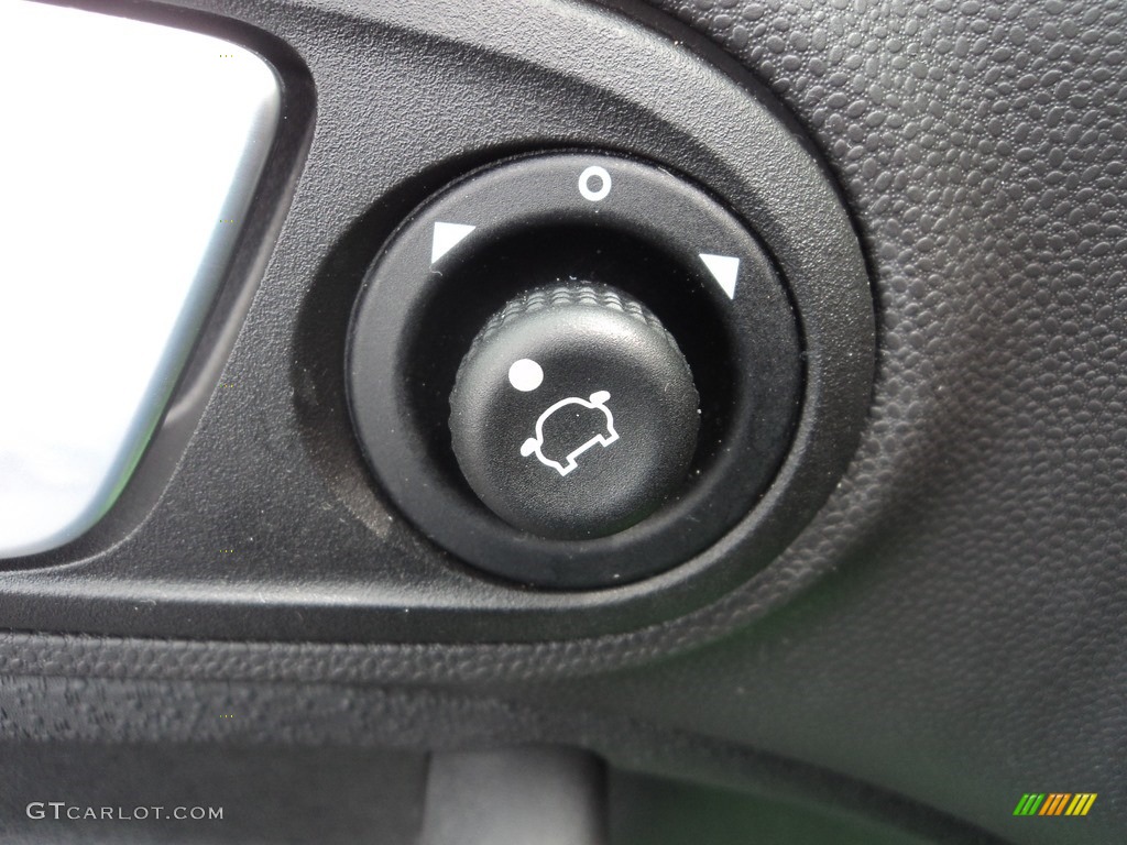 2015 Fiesta SE Sedan - Green Envy / Charcoal Black photo #10