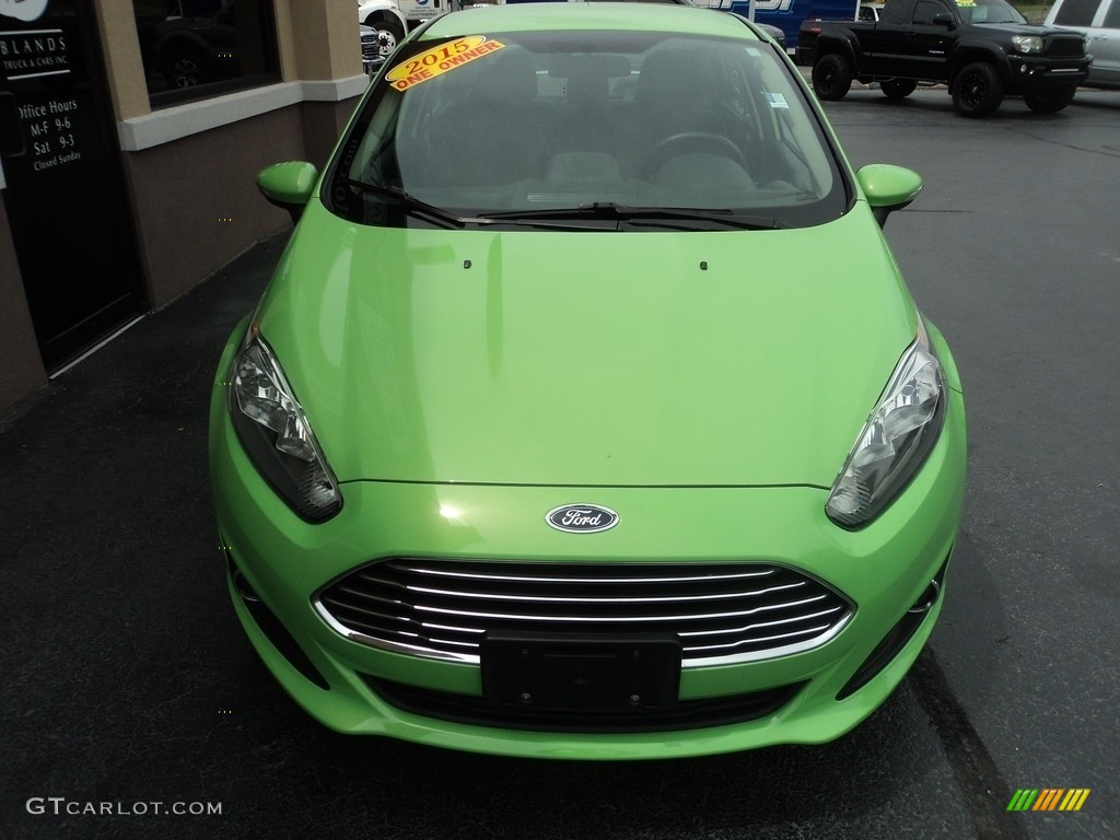 2015 Fiesta SE Sedan - Green Envy / Charcoal Black photo #23