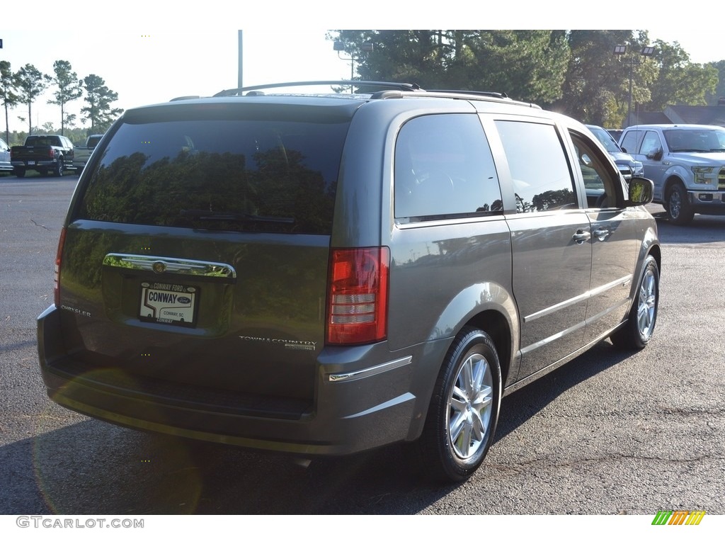 2010 Town & Country Touring - Dark Titanium Metallic / Dark Slate Gray/Light Shale photo #3