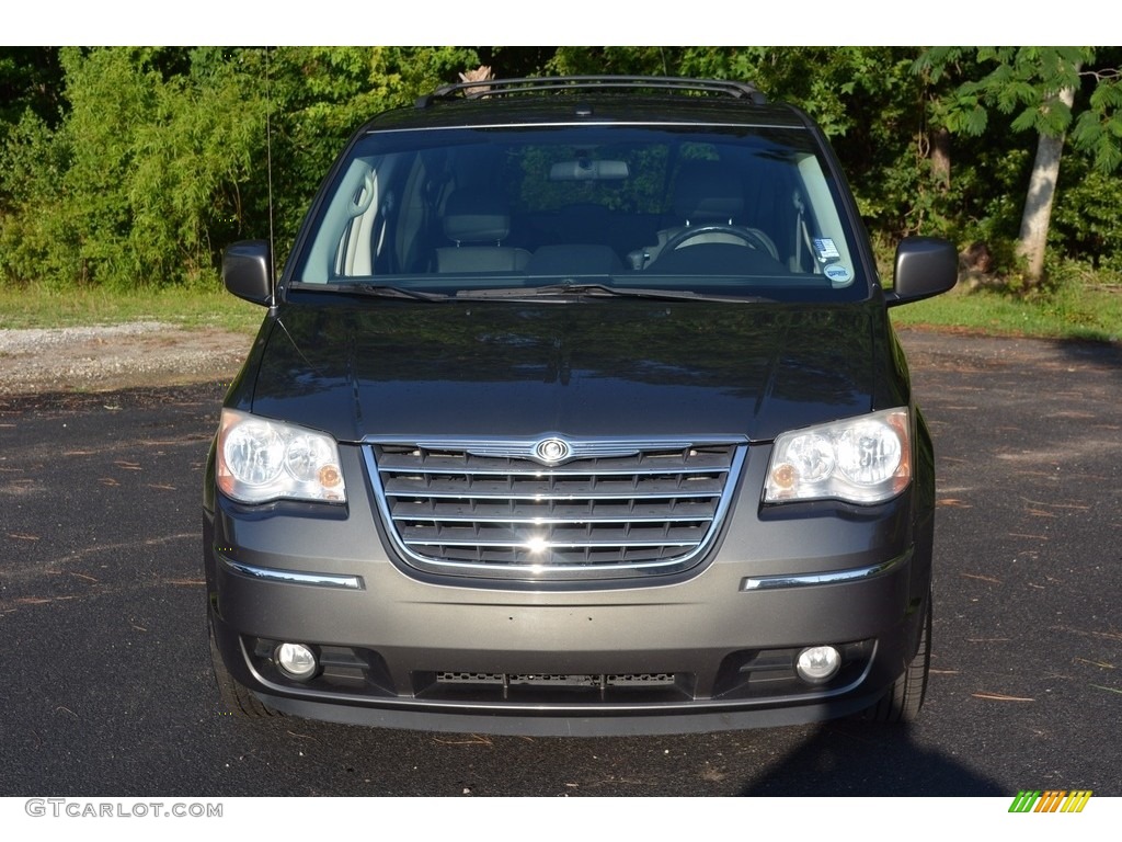 2010 Town & Country Touring - Dark Titanium Metallic / Dark Slate Gray/Light Shale photo #10