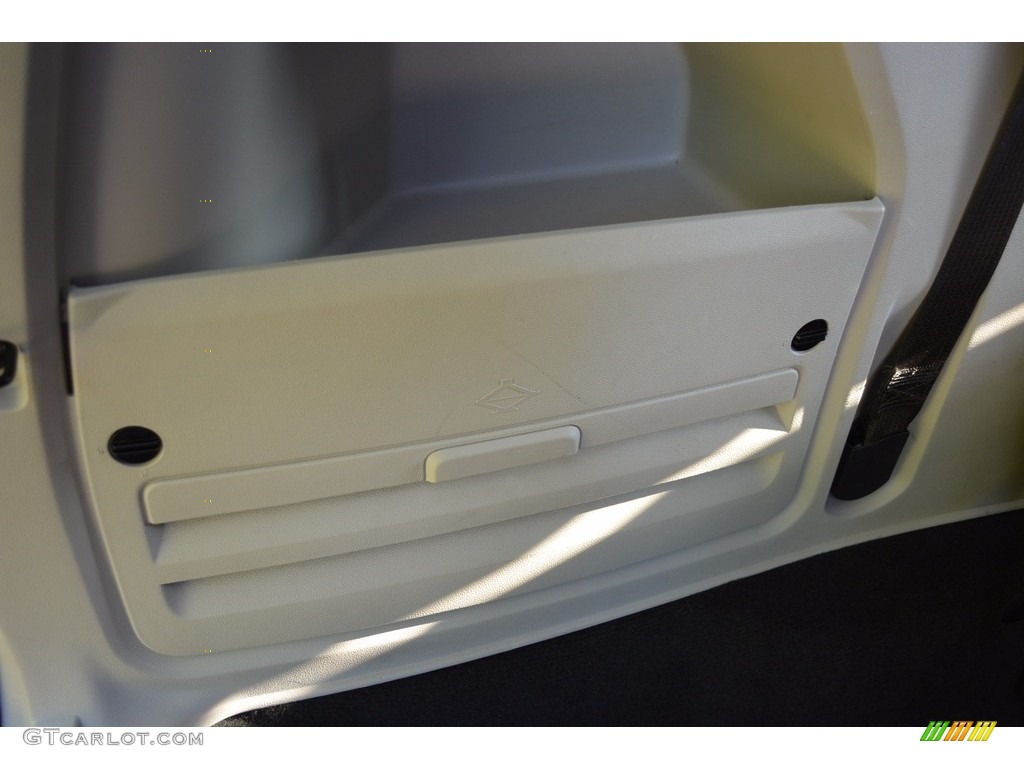 2010 Town & Country Touring - Dark Titanium Metallic / Dark Slate Gray/Light Shale photo #17