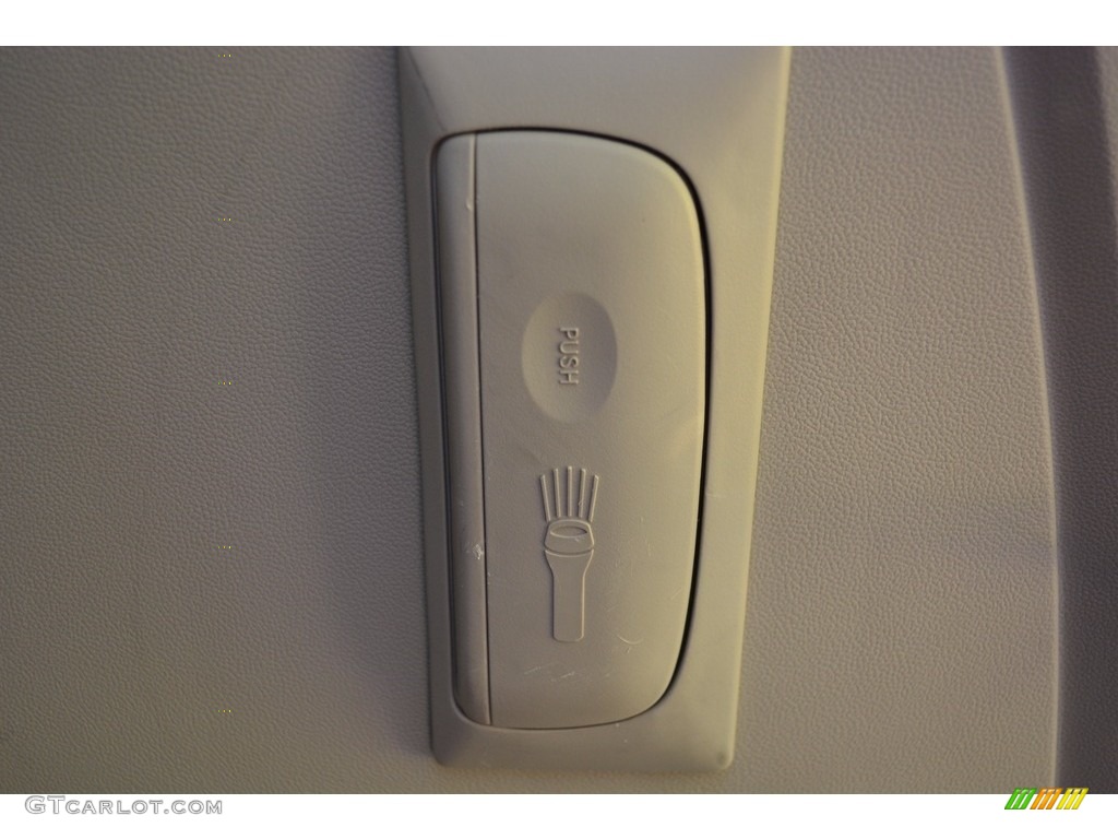 2010 Town & Country Touring - Dark Titanium Metallic / Dark Slate Gray/Light Shale photo #18